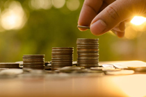 【XM外汇决策分析】：鹰派降息前景未明，白银比黄金更具清晰的上涨逻辑？